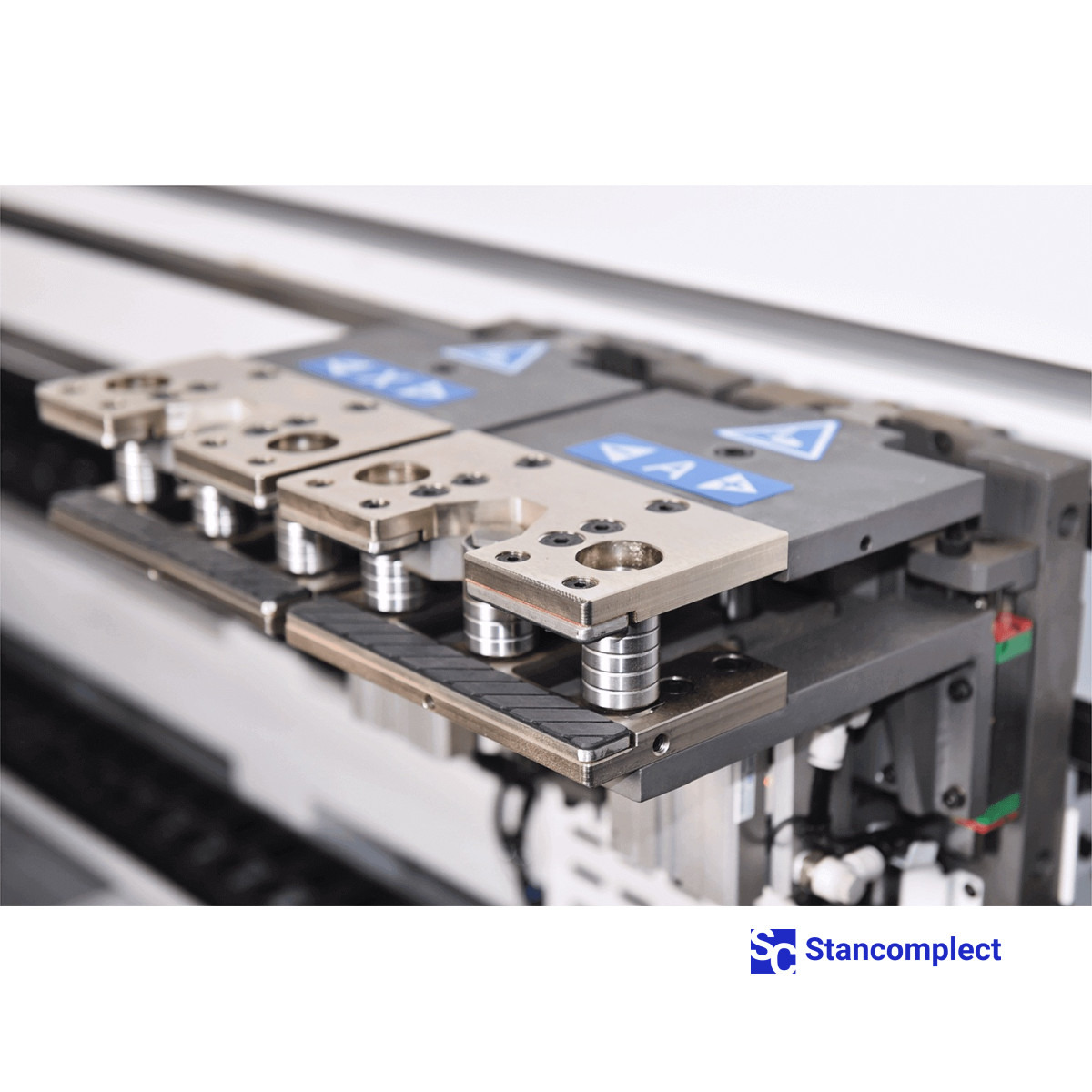 CNC drilling center KD-610NHZ with two drilling groups (milling with tool change + grooving saw)